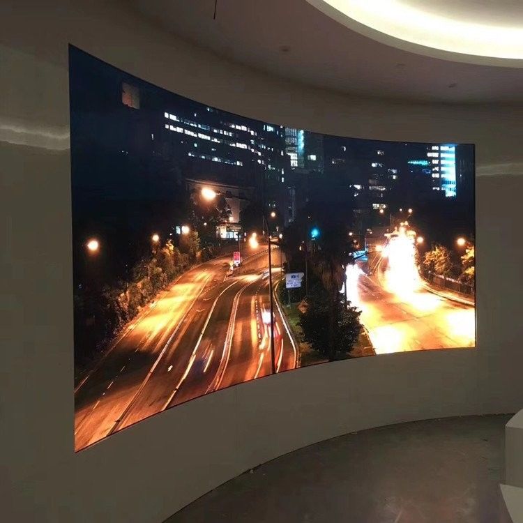Водонепроницаемый P3.91 LED видеостенный дисплей многоцветный для внутренних наружных